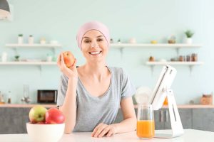 Người bệnh ung thư buồng trứng nên ăn uống như thế nào?
